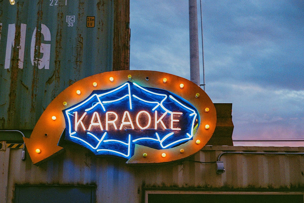 Karaoke-classic-bar-events.jpg